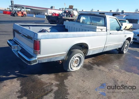 1984 Chevrolet S Truck S10 z USA, uszkodzony, nr VIN 1GCDT14B7E2138205